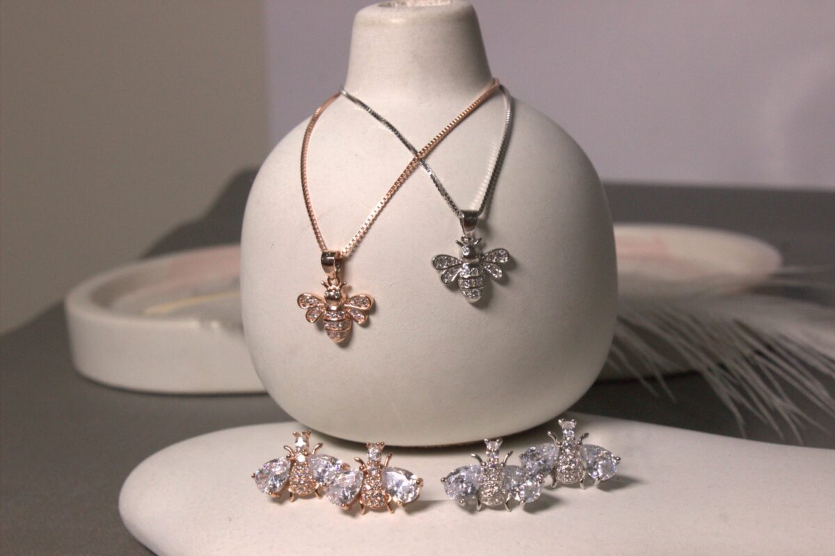 Elegant Bee Jewelry Set