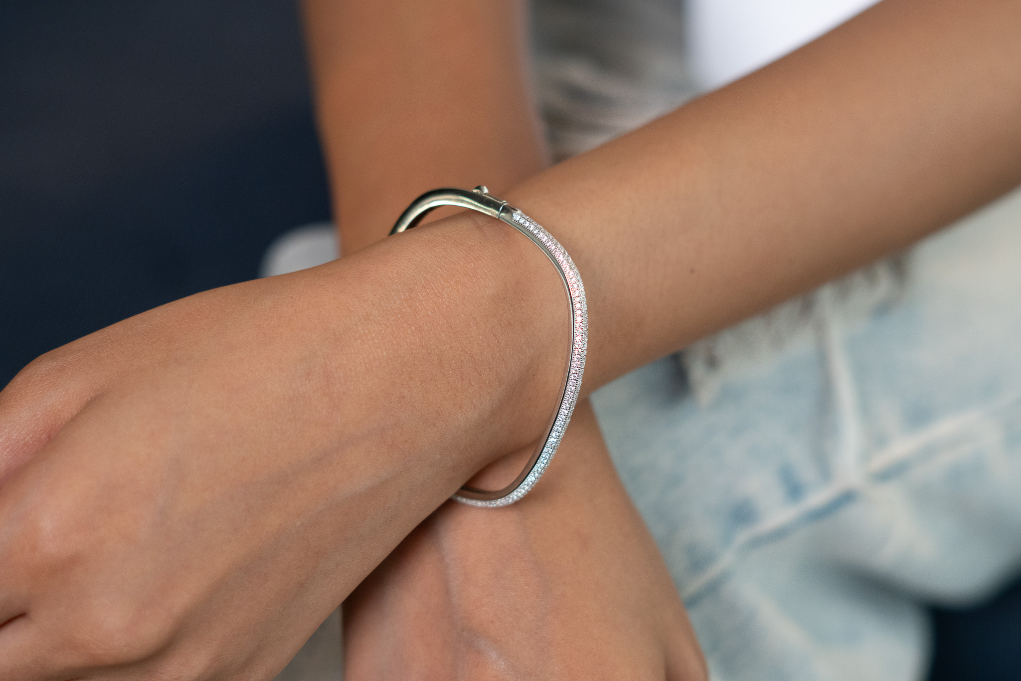 Elegant Dual-Layer Pave Bangle – A Timeless Statement Piece (2)